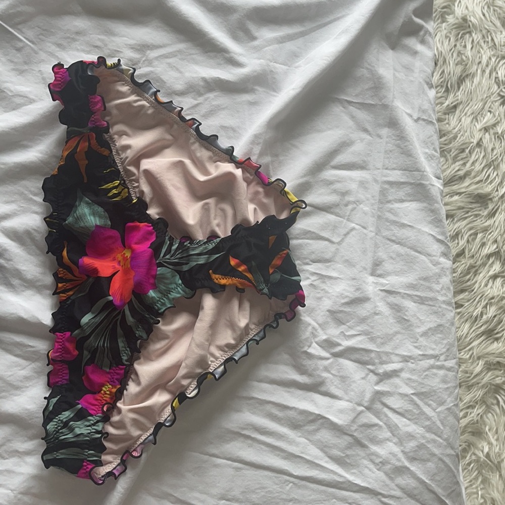 Swimsuit bundle!!! - Picture 4 of 7
